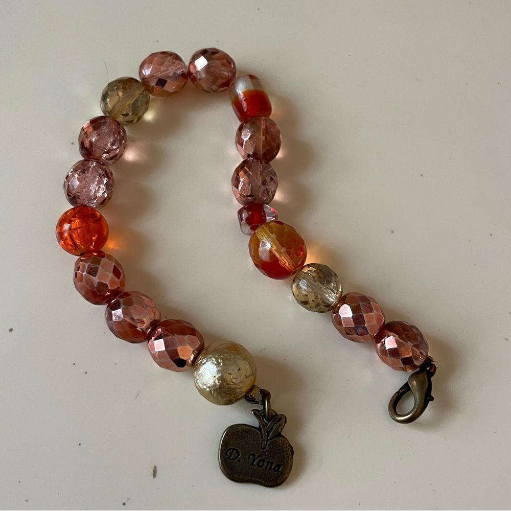 Adorable beaded bracelet 